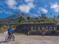 Pesona Bukit Klangon yang Berjarak Sejengkal dengan Merapi