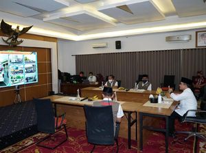 Puluhan Pejabat Sharing Kiat Solutif Pemimpin Saat Krisis Bareng Bupati Anas