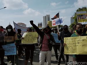Mahasiswa Papua di Surabaya Gelar Aksi Tuntut 7 Tahanan Politik Dibebaskan