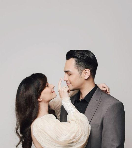 Foto Kehamilan Asmirandah.