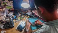 Jasa Perbaikan Ponsel Naik Daun di Masa Pandemi