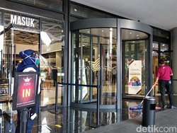 Hari Pertama Buka, Mal di Bandung Masih Sepi