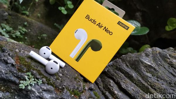 Unboxing Realme Buds AIr Neo, Manjakan Telinga Harga Terjangkau