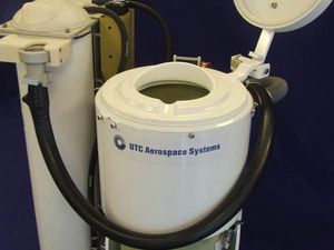 Toilet Seharga Rp 416 Miliar Ini Diklaim Ubah Pipis Jadi Air Minum