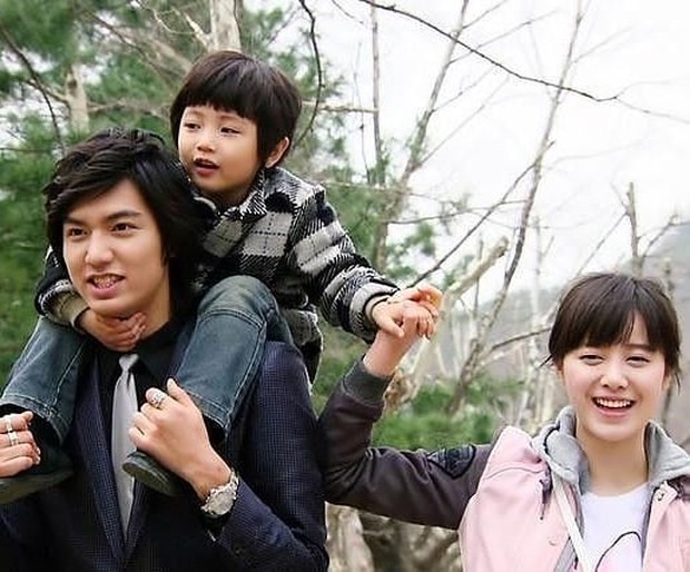 Aktris yang cocok jadi lawan main Lee Min Ho.