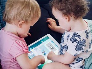 80 Persen Anak Australia di Bawah Empat Tahun Sudah Main Internet