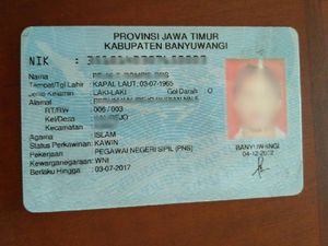 Unik, KTP ASN yang Ngamuk Rusak DispendukCapil Tertulis Lahir di Kapal Laut Unik, KTP ASN yang Ngamuk Rusak DispendukCapil Tertulis Lahir di Kapal Laut