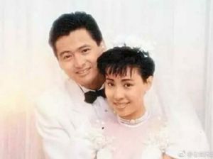Ini Alasan Istri Chow Yun Fat Panen Pujian