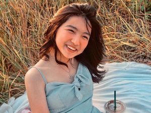 Momen Kuliner Meliora Tenggara, Crazy Rich Surabaya yang Wisuda Pakai Lamborghini