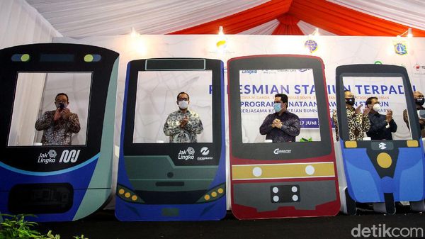 Erick Thohir hingga Budi Karya Resmikan Stasiun Terpadu di Jakarta