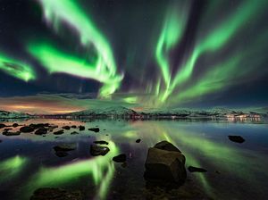 Deretan Foto Jelajah Malam yang Mempesona