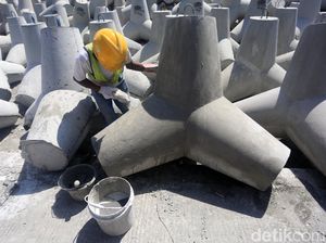 Anak BUMN Pangkas Rugi, Kapan Bisa Untung dari Bisnis Beton?