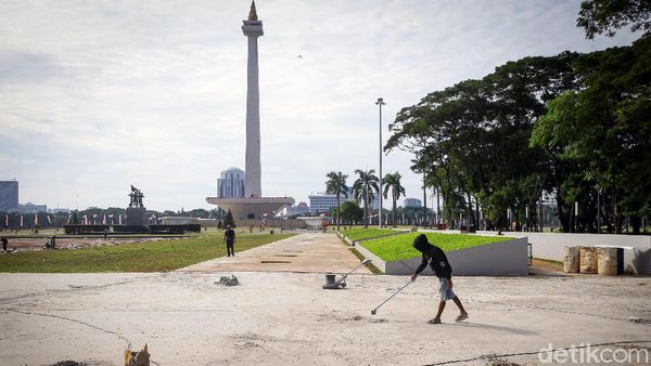 Potret Terkini Plaza Selatan Monas yang Kontroversial