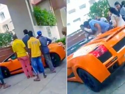Kebut-kebutan dan Bikin Bising, Pengemudi Lamborghini Dikeroyok Warga