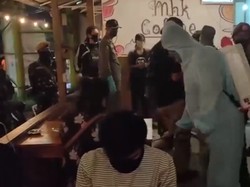 Petugas Temukan Kafe di Sidoarjo Beroperasi Tanpa Protokol Covid-19