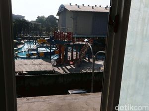 Potret Water Park di Bekasi yang Mati Suri
