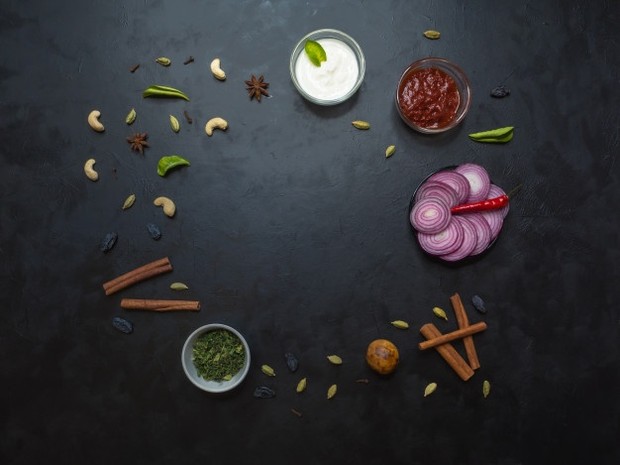 Bahan-bahan untuk Nasi Biryani Ayam/Freepik.com Bahan-bahan untuk sajian nasi biryani banyak menggunakan berbagai rempah.