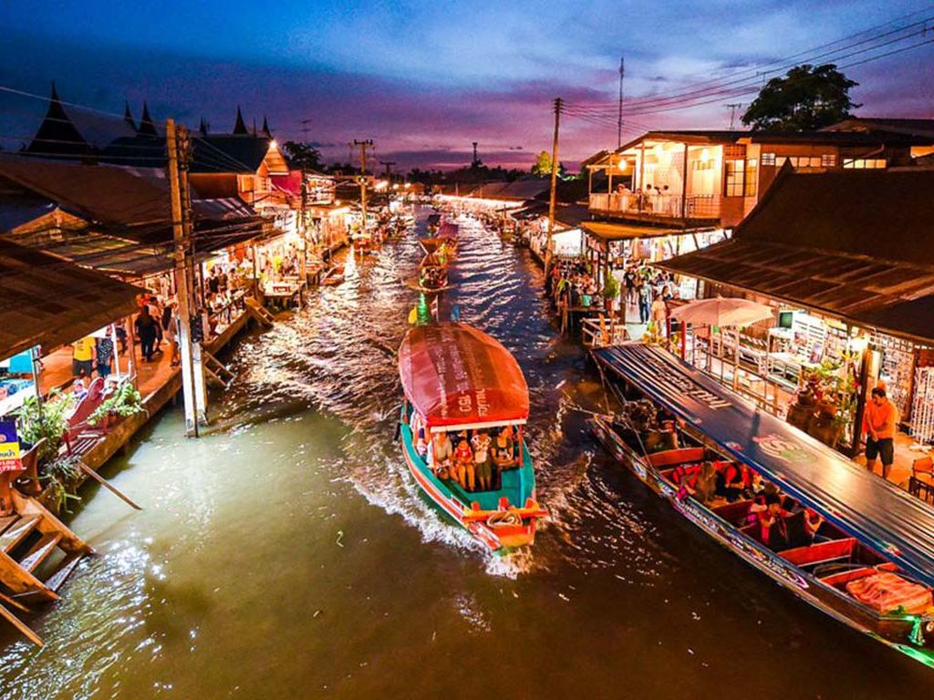Seru Belanja di Amphawa, Pasar Apung Paling Hits di Thailand