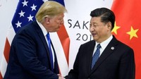 Bahas Perang Dagang, Kok Trump dan Xi Jinping Cuma Bertemu di Bandara?