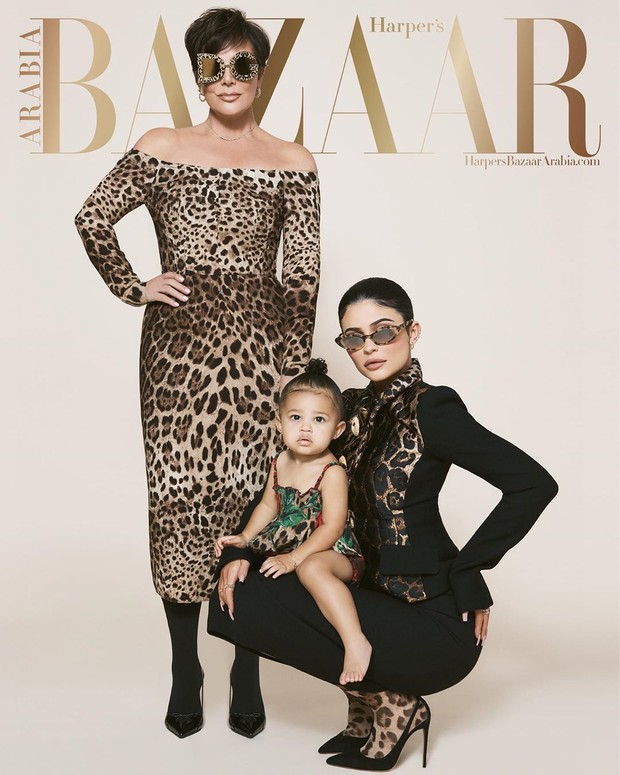 Bersama sang ibu dan neneknya, Stormi menjadi model sampul Harper's Bazaar Arabia untuk edisi Juli/Agustus 2019.