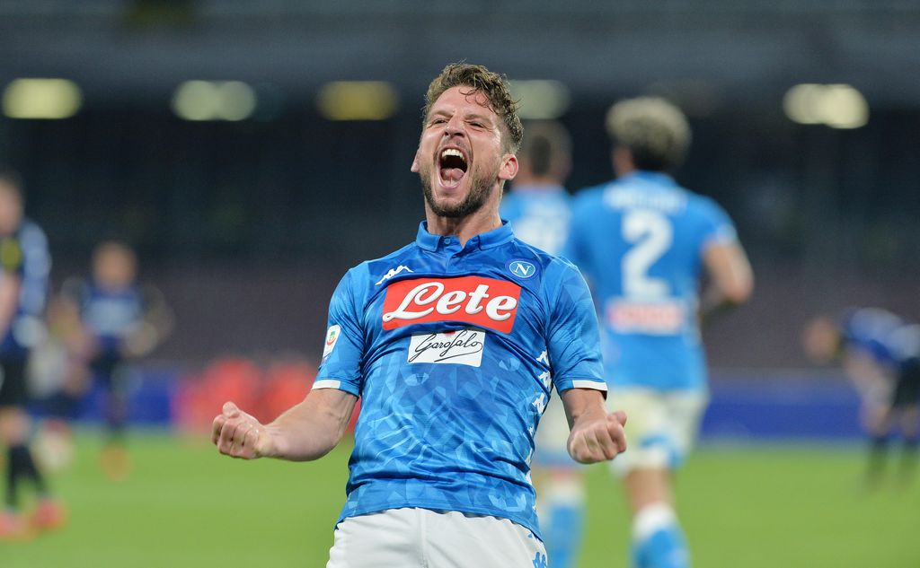 NAPLES, ITALY - MAY 19: Dries Mertens of SSC Napoli celebrates after scoring the 2-0 goal during the Serie A match between SSC Napoli and FC Internazionale at Stadio San Paolo on May 19, 2019 in Naples, Italy. (Photo by Francesco Pecoraro/Getty Images)