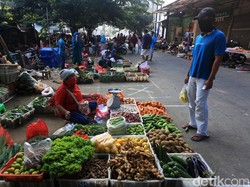 Pemprov DKI Didesak Masif Sosialisasikan Protokol Kesehatan ke Pedagang Pasar