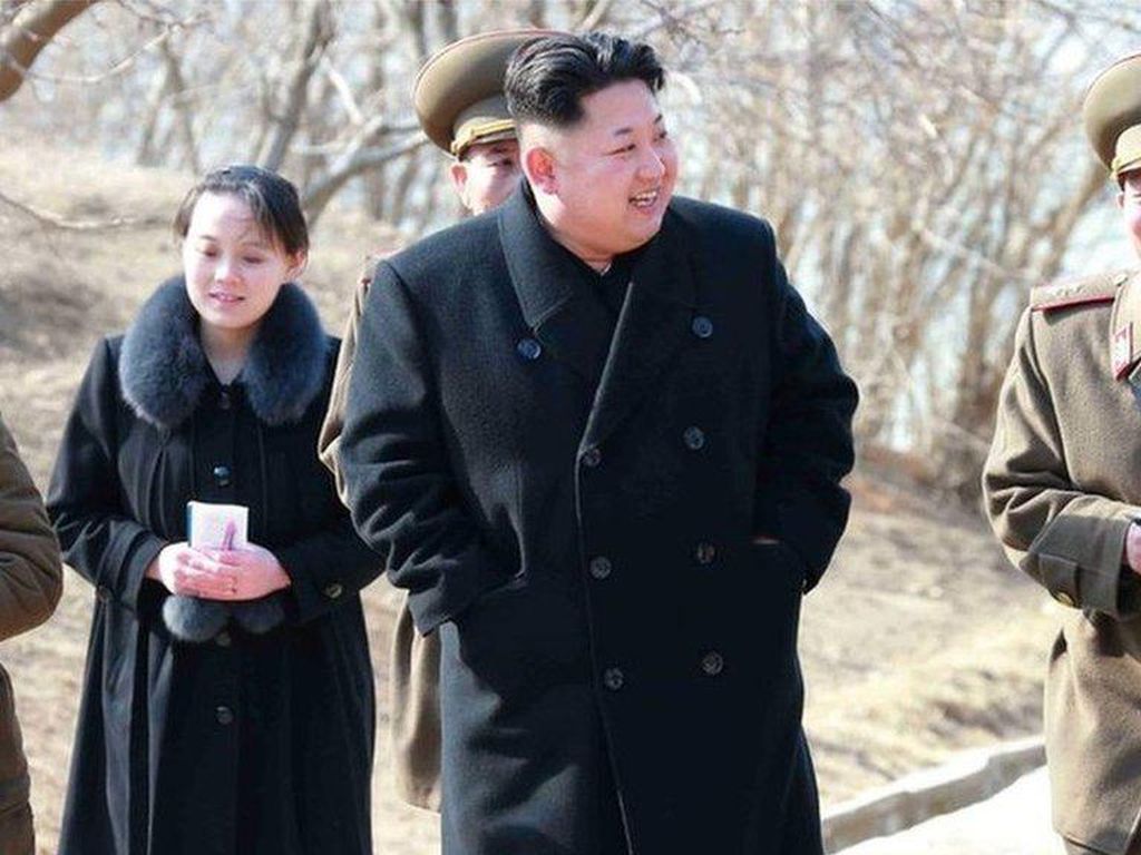 Klaim Sukses Lawan Pandemi Bikin Kim Jong-Un Tebar Puji ke Negara Sendiri Klaim Sukses Lawan Pandemi Bikin Kim Jong-Un Tebar Puji ke Negara Sendiri