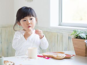 Jaga Imunitas Si Kecil, Ini 3 Resep Kreasi Makanan Sehat Saat #DiRumahAja Jaga Imunitas Si Kecil, Ini 3 Resep Kreasi Makanan Sehat Saat #DiRumahAja
