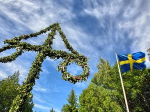 Tak Seram Seperti di Film, Ini Festival Midsommar di Dunia Nyata
