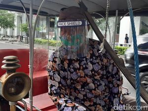 New Normal Yogyakarta, Ada Face Shield dan Sekat Mika di Andong