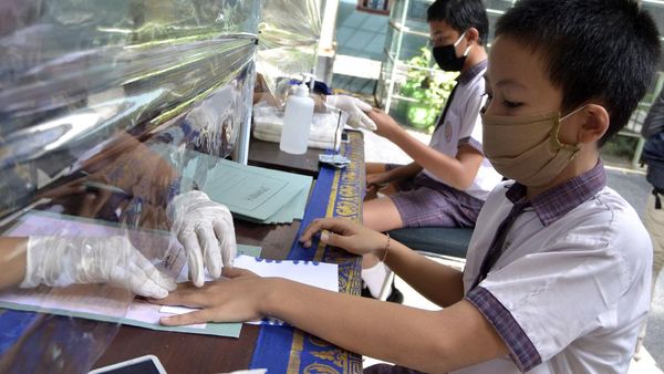 Protokol Kesehatan saat Pengambilan Dokumen Kelulusan