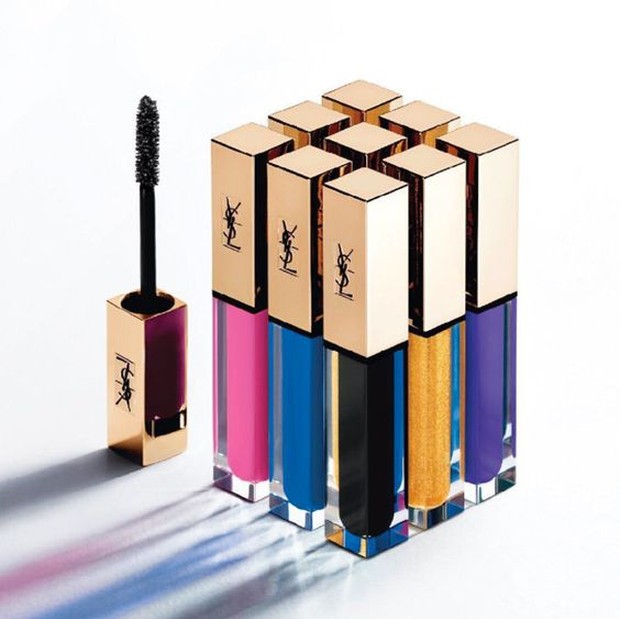 Maskara YSL/pinterest.com.instyle Pilihan yang tepat, jika mencari maskara dengan banyak warna.