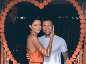 Dani Alves Tak Masalah Ejakulasi Dini