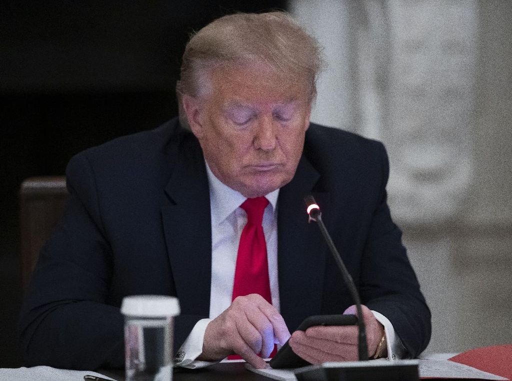 Kata Trump Soal Desakan Pakai Masker, Jet Tempur AS Jatuh Lagi Kata Trump Soal Desakan Pakai Masker, Jet Tempur AS Jatuh Lagi