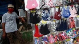 Gegara Pandemi, Masker Warna-warni Ramai Dicari