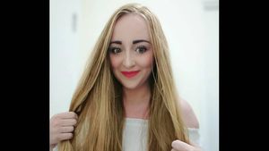 Potret Wanita dengan Rambut Panjang 1,5 M Bak Rapunzel Dunia Nyata
