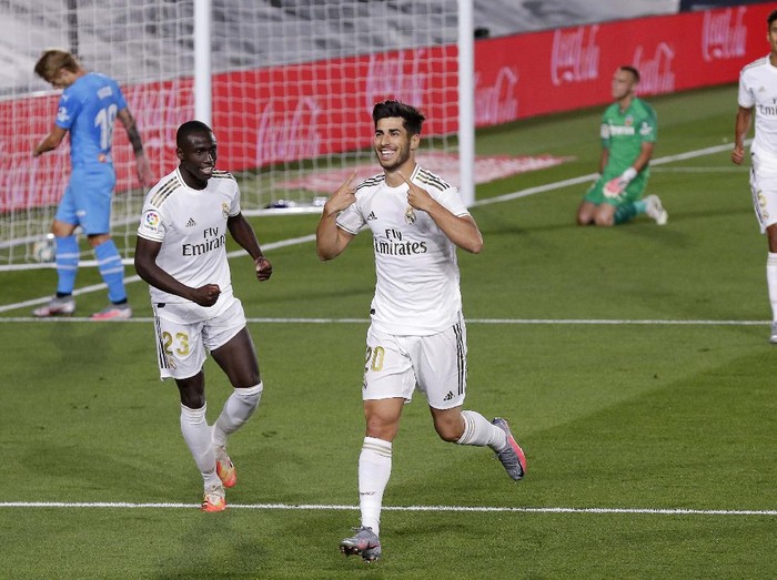 A view of the Alfredo di Stefano stadium during the Spanish La Liga soccer match between Real Madrid and Valencia, in Madrid, Spain, Thursday, June 18, 2020. (AP Photo/Manu Fernandez)