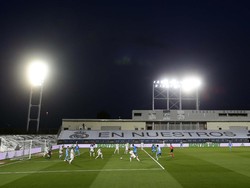 Tak ada gol tambahan hingga laga tuntas. Tambahan tiga poin membuat Madrid terus menempel Barcelona yang ada di puncak klasemen. Barcelona saat ini memimpin dengan 64 poin. Los Blancos tepat di belakang dengan 62 angka.