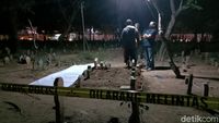 Polisi Dalami Kasus Penemuan Benda Misterius di Makam Kudus
