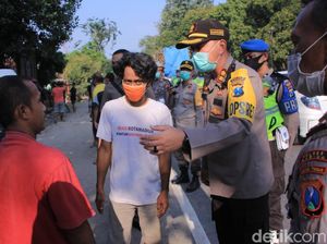 Madiun Damai Saat Ratusan Pesilat Berkumpul Saksikan Sidang Sengketa PSHT Madiun Damai Saat Ratusan Pesilat Berkumpul Saksikan Sidang Sengketa PSHT