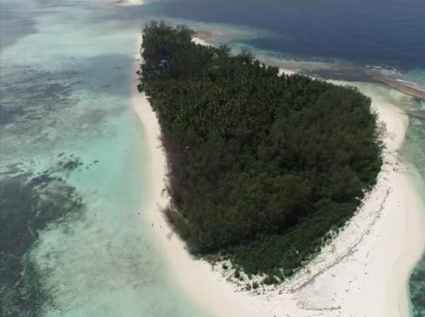Heboh! Pulau Malamber di Mamuju Dijual Rp 2 M