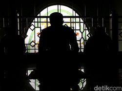 Masjid Agung Al Barkah Bekasi Terapkan Salat Jumat 1 Gelombang Masjid Agung Al Barkah Bekasi Terapkan Salat Jumat 1 Gelombang