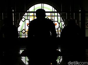 Masjid Agung Al Barkah Bekasi Terapkan Salat Jumat 1 Gelombang Masjid Agung Al Barkah Bekasi Terapkan Salat Jumat 1 Gelombang