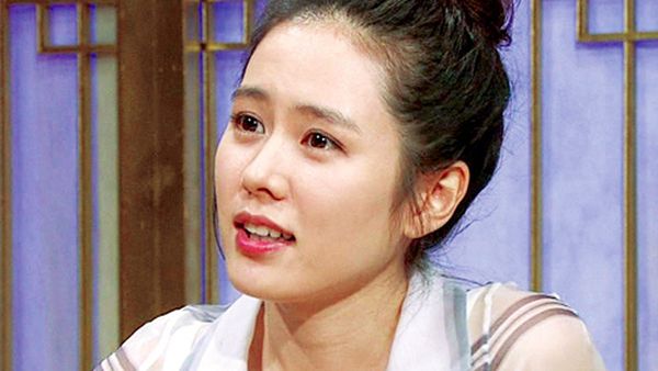 Transformasi Wajah Son Ye Jin yang Foto Jadulnya Bikin Takjub
