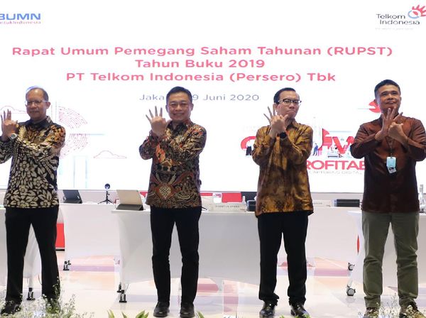 Telkom Bagikan Dividen Rp15,26 Triliun