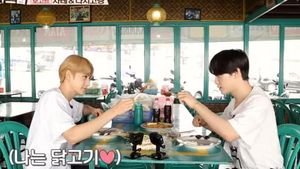 Begini Serunya Kulineran The Boyz yang Pernah Makan Sate di Bogor