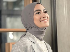 Ayudia Bing Slamet Perkenalkan Gaya Hijab Hijami Ayudia Bing Slamet Perkenalkan Gaya Hijab Hijami