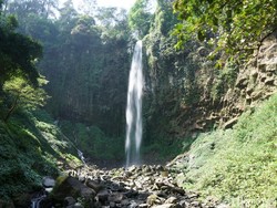15 Wisata Tawangmangu, dari Wisata Alam hingga Kuliner Rekomendasi Liburan!