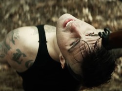 Picu Kontroversi, Film Ini Tampilkan Perbudakan Rasis Kulit Putih