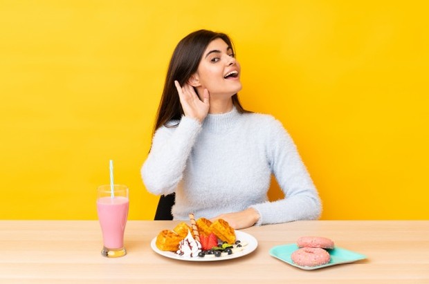 Tips Menghadapi Kulit Wajah Berminyak